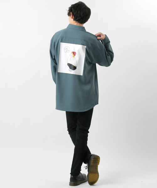 make a ray!(メイク ア レイ!)の「red cap girl イラストアート バックプリント オーバーサイズシャツ(シャツ/ブラウス・メンズ・ブラック/ベージュ/ブルー・M/L)」の17枚目の写真