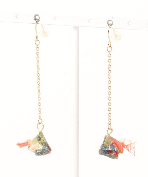 倭物やカヤ(ワモノヤカヤ)の「【倭物やカヤ】揺れ金魚ピアス(ピアス(両耳用)・レディース・レッド/ピンク/インディゴブルー/ブルー/その他/桜/ライトパープル/スミクロ/キナリ・FREE)」の9枚目の写真