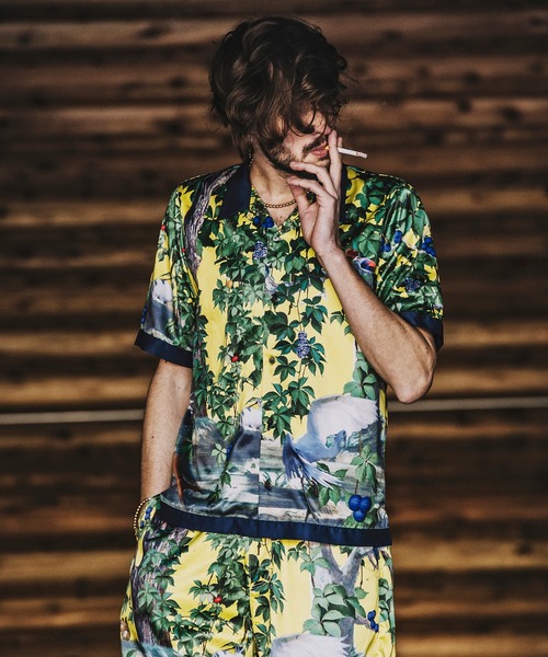 NO ID.(ノーアイディ)の「【NO ID.】Scarf Switch Open Collar Shirt / スカーフ 切替 オープン カラー シャツ(ポロシャツ・メンズ・グリーン/ブラック/イエロー・2/1)」の9枚目の写真