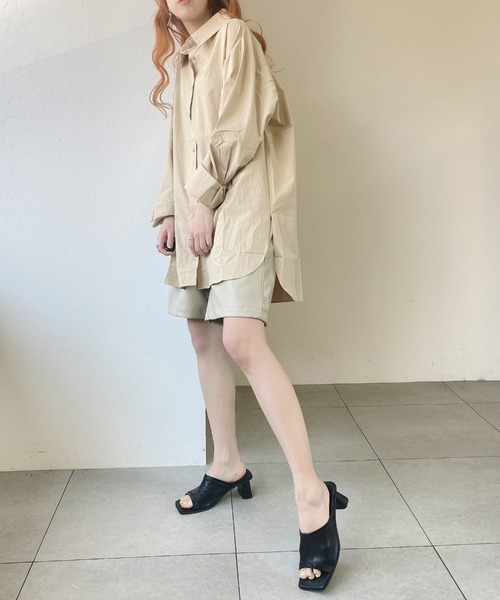UNRELISH（アンレリッシュ）の「ビッグゆるチュニックシャツ（シャツ/ブラウス・レディース・ブラック/ベージュ・MEDIUM）」の14枚目の写真