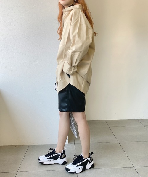UNRELISH（アンレリッシュ）の「ビッグゆるチュニックシャツ（シャツ/ブラウス・レディース・ブラック/ベージュ・MEDIUM）」の15枚目の写真