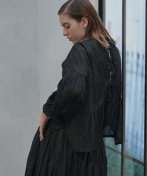 PUAL CE CIN(ピュアルセシン)の「【Du noir】リネンライク後ろリボンブラウス(シャツ/ブラウス・レディース・ホワイト/ブラック・FREE)」の2枚目の写真