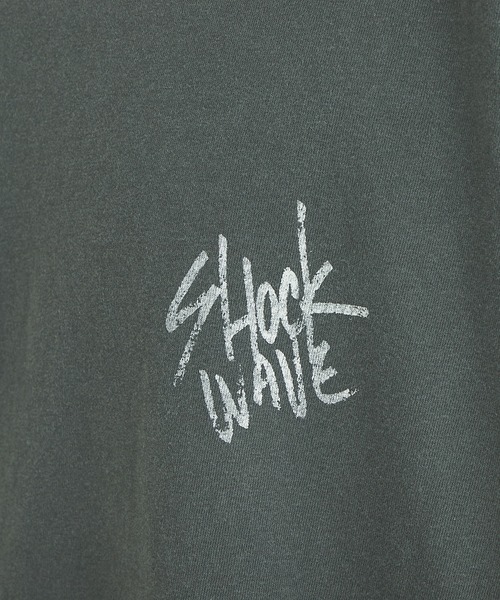 ESSAY（エッセイ）の「【ESSAY/エッセイ】SHOCK WAVE TEE(ショック ウェーブ Tシャツ)（Tシャツ/カットソー・メンズ・チャコールグレー/ブルー/マスタード・FREE）」の16枚目の写真