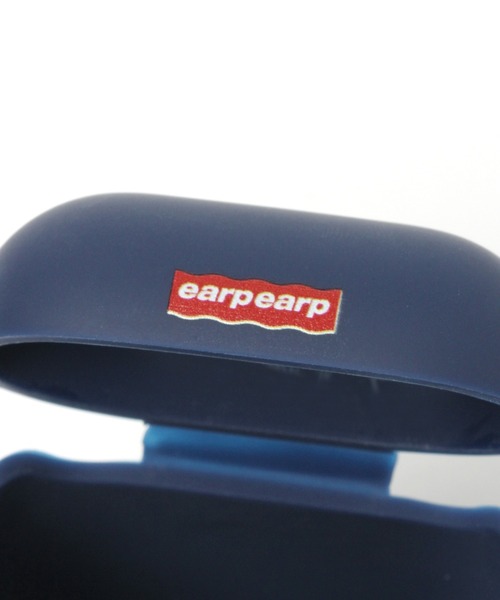 ALAND(エーランド)の「earpearp/Brunch time AirPodsケース 2946610(ヘッドフォン/イヤホン・レディース・ネイビー・XX-SMALL)」の3枚目の写真