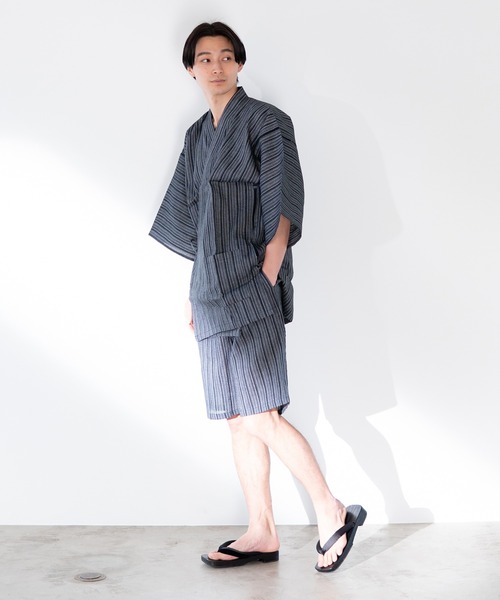 ゆかた館グレース(ユカタカングレース)の「甚平(浴衣・メンズ・ホワイト/ブラック/ベージュ/ネイビー/ブルー/ダークグレー/ブラック系その他/ダークブルー/ブルー系その他/ブラック系その他2・MEDIUM/LARGE/X-LARGE)」の4枚目の写真