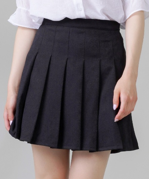 SPINNS（スピンズ）の「プリーツスカートショートパンツ（スカート・レディース・ホワイト/ベージュ/ブラック・ONESIZE）」の3枚目の写真