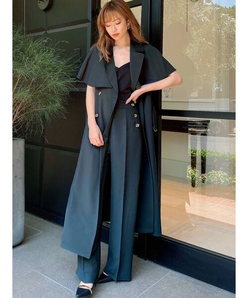 RESEXXY(リゼクシー)の「ベルテッドケープコート【セットアップ着用可能】(その他アウター・レディース・ベージュ/ブラウン/グリーン・FREE)」の3枚目の写真