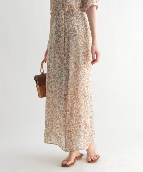 Andemiu（アンデミュウ）の「ハナガラナロースカート953206（スカート・レディース・アイボリー/ブラック・MEDIUM/SMALL）」の2枚目の写真