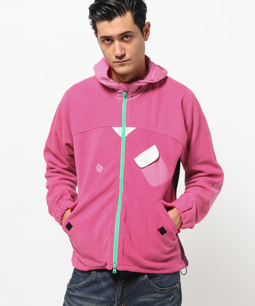 ALDIES（アールディーズ）の「Coldoba Jacket フリース切り替えジップアップパーカー（ブルゾン・メンズ・ネイビー/レッド/ブラック/ピンク・SMALL/MEDIUM/LARGE）」の4枚目の写真