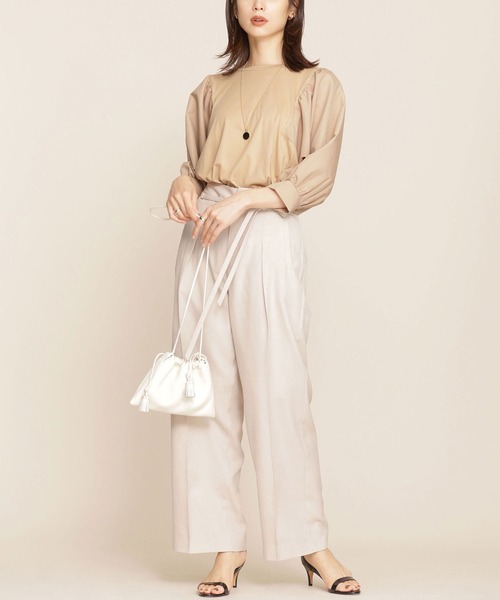 NANO universe(ナノユニバース)の「WEB限定/ボリュームスリーブトップス 半袖(Tシャツ/カットソー・レディース・ホワイト/ブラック/ベージュ・FREE)」の5枚目の写真