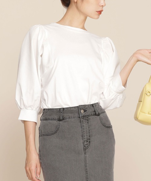 NANO universe(ナノユニバース)の「WEB限定/ボリュームスリーブトップス 半袖(Tシャツ/カットソー・レディース・ホワイト/ブラック/ベージュ・FREE)」の6枚目の写真