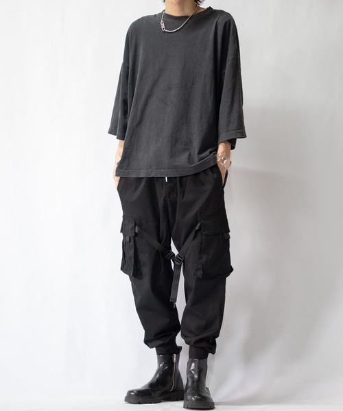 JOHN'S CLOSET（ジョンズクローゼット）の「【13】バックル＆テープ付きジョガーカーゴパンツ（カーゴパンツ・メンズ・ブラック/オリーブ・MEDIUM/LARGE）」の21枚目の写真