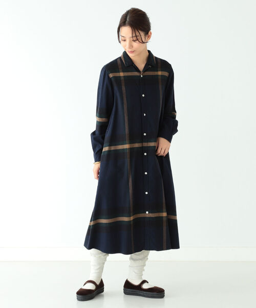 BEAMS BOY（ビームスボーイ）の「BEAMS BOY / ビッグ タータン ワンピース（ワンピース・レディース・ネイビー/グレー/レッド・ONE SIZE）」の18枚目の写真