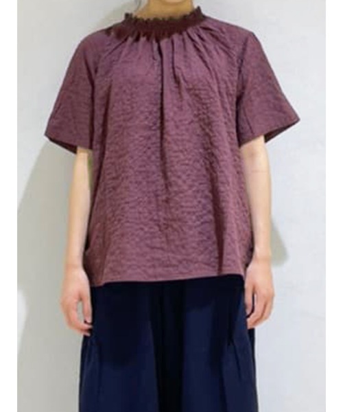 Samansa Mos2（サマンサ モスモス）の「衿シャーリングブラウス（シャツ/ブラウス・レディース・パープル/チャコール/ブラック/マスタード/カーキ/オフホワイト・ﾌﾘ-）」の6枚目の写真