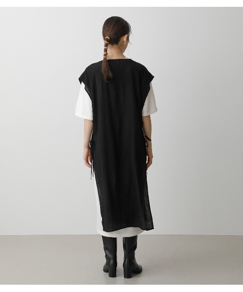 AZUL by moussy（アズールバイマウジー）の「LONG VEST SET ONEPIECE/ロングベストセットワンピース（ワンピース・レディース・ブラック/ダークグリーン/ライトブラウン・SMALL/MEDIUM）」の9枚目の写真