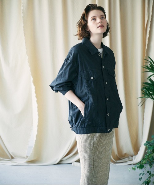 UNFIL(アンフィル)の「unfil アンフィル / egyptian cotton-back satin trucker jacket エジプト産超長綿 バックサテン トラッカージャケット シャツジャケット / WWSP-UW114(ブルゾン・レディース・ライトベージュ/ライトグリーン/ブラック・1)」の4枚目の写真