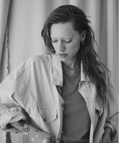 UNFIL(アンフィル)の「unfil アンフィル / egyptian cotton-back satin trucker jacket エジプト産超長綿 バックサテン トラッカージャケット シャツジャケット / WWSP-UW114(ブルゾン・レディース・ライトベージュ/ライトグリーン/ブラック・1)」の6枚目の写真