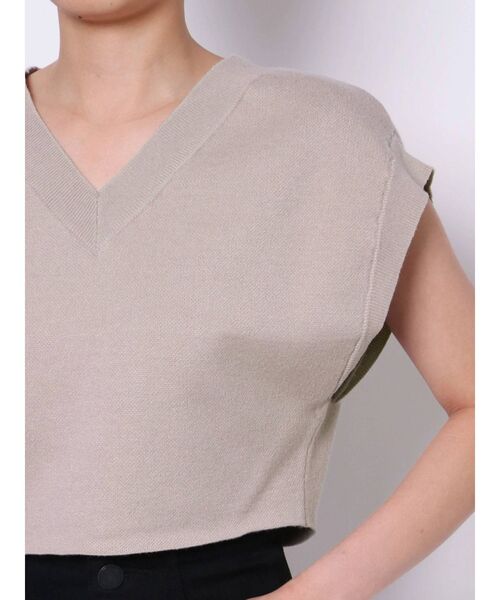 EMODA(エモダ)の「バルキージャガードベスト(ニット/セーター・レディース・ブラック/その他/その他1・FREE)」の16枚目の写真