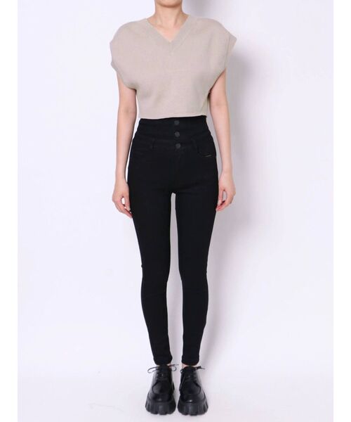 EMODA(エモダ)の「バルキージャガードベスト(ニット/セーター・レディース・ブラック/その他/その他1・FREE)」の18枚目の写真