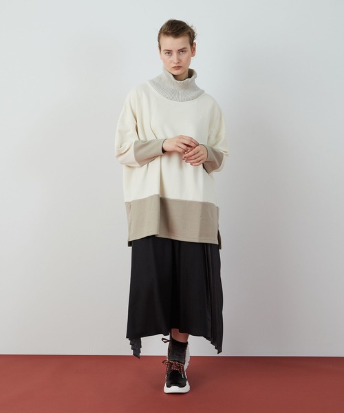 FRAPBOIS(フラボア)の「レイネックT カットソー(Tシャツ/カットソー・レディース・チャコールグレー/レッド/オフホワイト・1/2)」の12枚目の写真