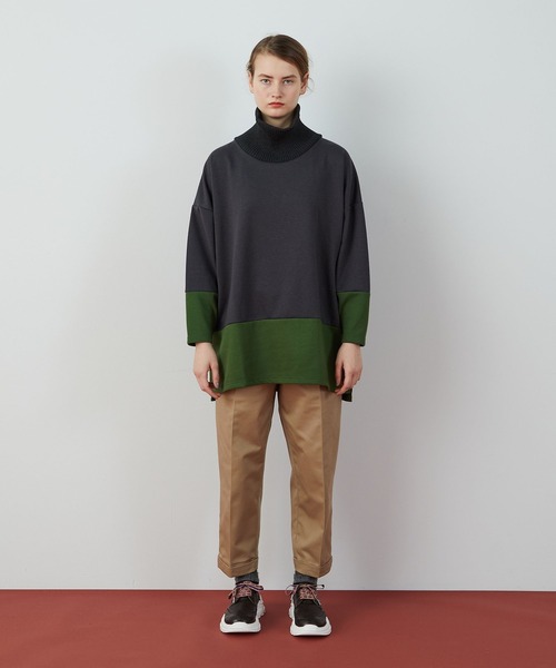 FRAPBOIS(フラボア)の「レイネックT カットソー(Tシャツ/カットソー・レディース・チャコールグレー/レッド/オフホワイト・1/2)」の21枚目の写真