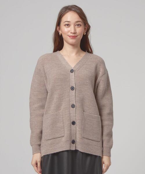 closet story（クローゼットストーリー）の「＜closet story（クローゼットストーリー）＞アゼ ミドル Vネック カーディガン（カーディガン/ボレロ・レディース・ブラック/ベージュ・FREE）」の10枚目の写真