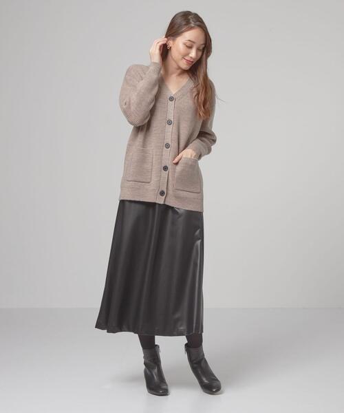 closet story（クローゼットストーリー）の「＜closet story（クローゼットストーリー）＞アゼ ミドル Vネック カーディガン（カーディガン/ボレロ・レディース・ブラック/ベージュ・FREE）」の13枚目の写真