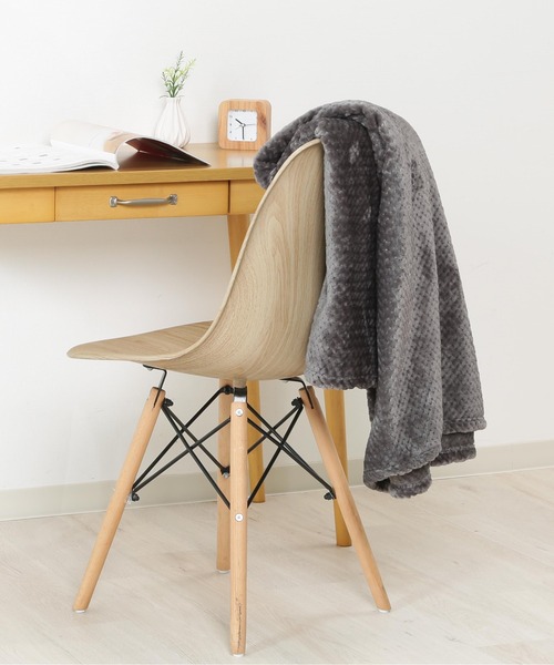 KATHARINE ROSS（キャサリンロス）の「【KATHARINE ROSS】CIRKEL 羽織れて落ちない ワッフルフリースブランケット WEB限定（ブランケット・レディース・ライトパープル/チャコールグレー/ライトブラウン・MEDIUM）」の14枚目の写真