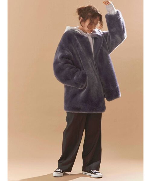 Ungrid（アングリッド）の「センタープレスルーズパンツ（その他パンツ・レディース・チャコールグレー/ブラウン/グリーン系その他・SMALL/MEDIUM）」の14枚目の写真