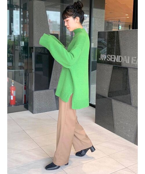 Ungrid（アングリッド）の「センタープレスルーズパンツ（その他パンツ・レディース・チャコールグレー/ブラウン/グリーン系その他・SMALL/MEDIUM）」の17枚目の写真