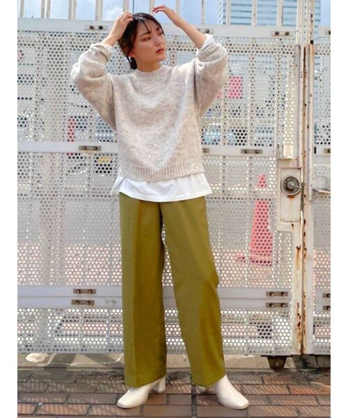 Ungrid（アングリッド）の「センタープレスルーズパンツ（その他パンツ・レディース・チャコールグレー/ブラウン/グリーン系その他・SMALL/MEDIUM）」の18枚目の写真