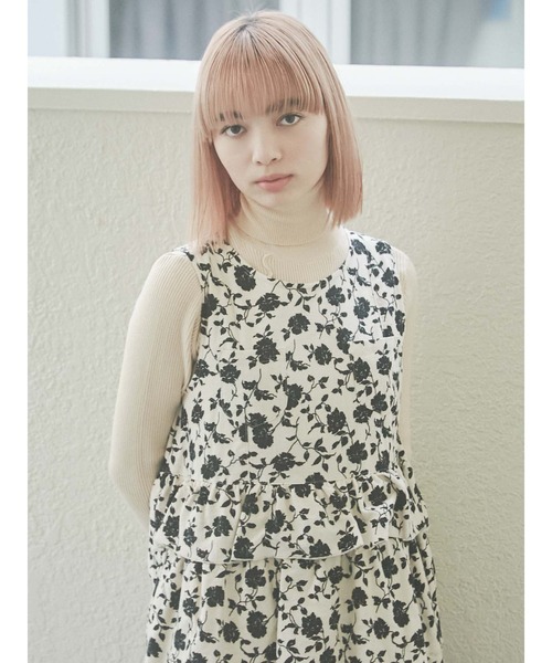 merry jenny（メリージェニー）の「floralティアードジャンスカ（ジャンパースカート・レディース・ブラック/アイボリー・FREE）」の8枚目の写真