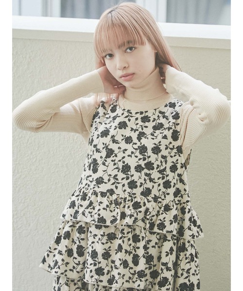 merry jenny（メリージェニー）の「floralティアードジャンスカ（ジャンパースカート・レディース・ブラック/アイボリー・FREE）」の11枚目の写真