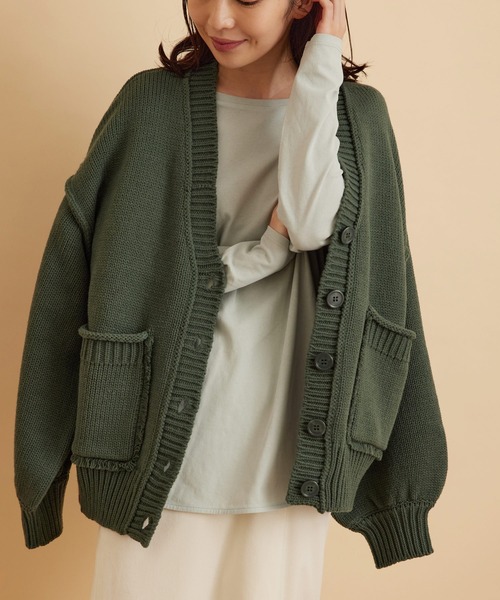 SALON adam et rope'（サロン アダム エ ロペ）の「【WEB限定】袖ボリュームニットカーディガン（カーディガン/ボレロ・レディース・オフホワイト/グリーン・FREE）」の8枚目の写真