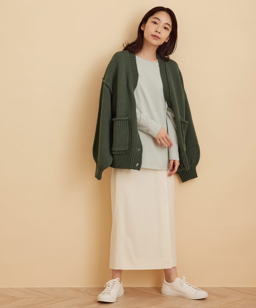 SALON adam et rope'（サロン アダム エ ロペ）の「【WEB限定】袖ボリュームニットカーディガン（カーディガン/ボレロ・レディース・オフホワイト/グリーン・FREE）」の17枚目の写真