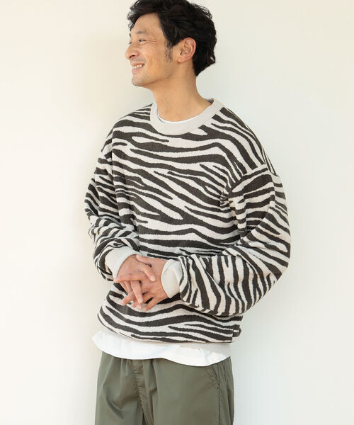 B:MING by BEAMS（ビーミングバイビームス）の「B:MING by BEAMS / アニマルジャカード クルーネックニット（ニット/セーター・メンズ・ベージュ/オフホワイト・SMALL/MEDIUM/LARGE/X-LARGE）」の2枚目の写真