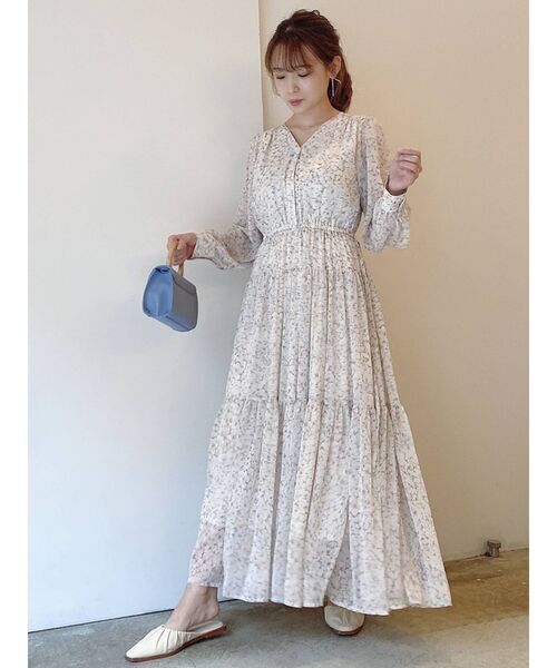 dazzlin（ダズリン）の「フリージアティアードワンピース（ワンピース・レディース・パープル/オレンジ/グリーン・FREE）」の3枚目の写真