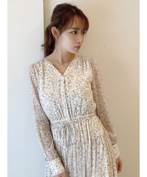 dazzlin（ダズリン）の「フリージアティアードワンピース（ワンピース・レディース・パープル/オレンジ/グリーン・FREE）」の6枚目の写真