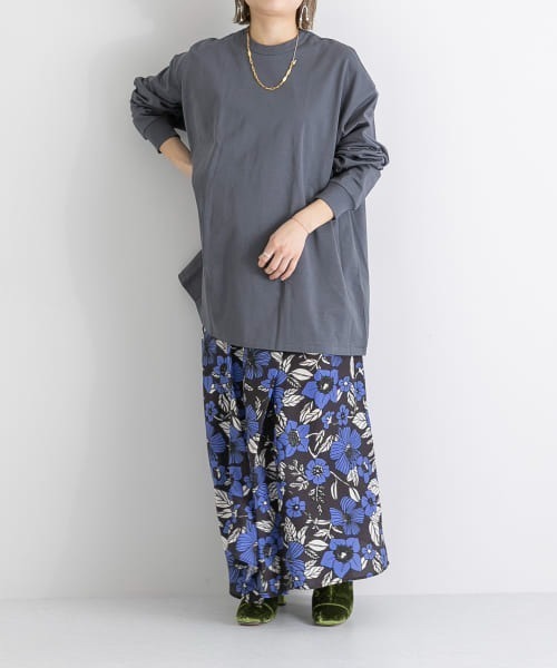 MAISON EUREKA（メゾンエウレカ）の「MAISON EUREKA　GIZA COTTON LONG-SLEEVE PACK T-SHIRT（Tシャツ/カットソー・レディース・チャコールグレー・SMALL）」の2枚目の写真