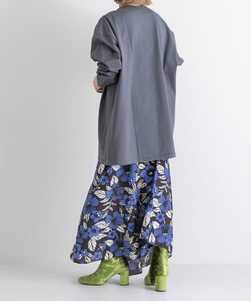 MAISON EUREKA（メゾンエウレカ）の「MAISON EUREKA　GIZA COTTON LONG-SLEEVE PACK T-SHIRT（Tシャツ/カットソー・レディース・チャコールグレー・SMALL）」の4枚目の写真