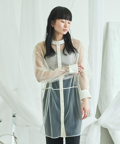 VACANCY（ヴァカンシー）の「シアーメッシュバンドカラーシャツ（シャツ/ブラウス・レディース・ブラック/オレンジ/ホワイト/ブルー・FREE）」の21枚目の写真