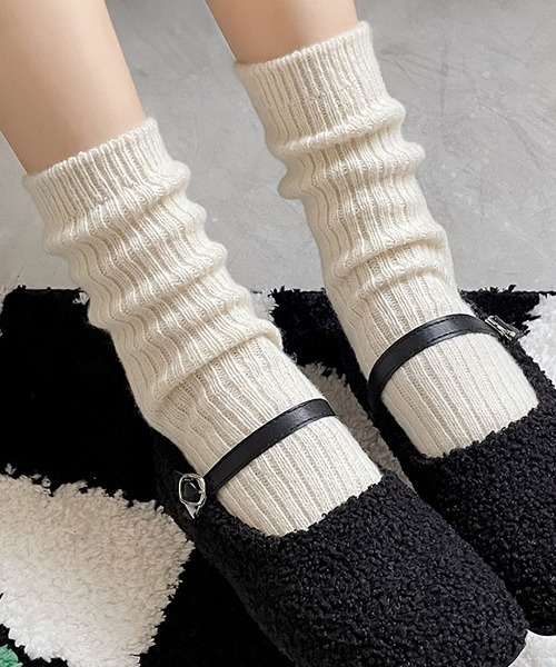 Fun & Daily（ファンアンドデイリー）の「F&D : ルーズウールソックス（ソックス/靴下・レディース・ホワイト/ブラック/ネイビー/ブラウン/グレー/ベージュ/パープル/グリーン/ライトグリーン/ライトブルー・FREE）」の17枚目の写真