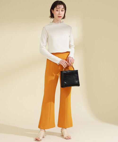 Ray BEAMS(レイビームス)の「Ray BEAMS / シャーリング メロー ボトルネック トップス(Tシャツ/カットソー・レディース・ブラック/オフホワイト/グリーン系その他3・ONE SIZE)」の10枚目の写真