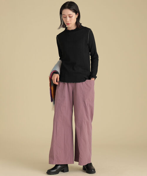 Ray BEAMS(レイビームス)の「Ray BEAMS / シャーリング メロー ボトルネック トップス(Tシャツ/カットソー・レディース・ブラック/オフホワイト/グリーン系その他3・ONE SIZE)」の21枚目の写真