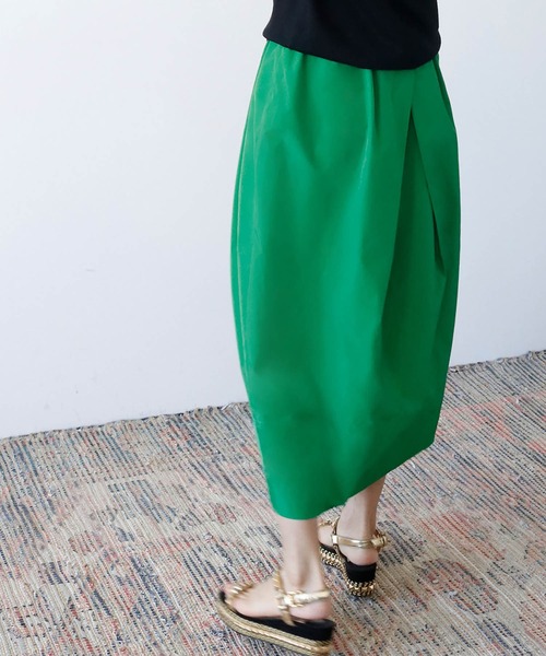 ELFRANK（エルフランク）の「ボックスタックコクーンシルエットミディ丈スカート（スカート・レディース・ブラック/パープル/グリーン/イエロー/ピンク・FREE）」の12枚目の写真