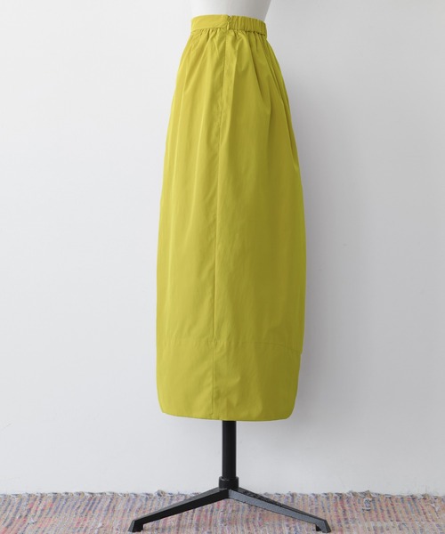 ELFRANK（エルフランク）の「ボックスタックコクーンシルエットミディ丈スカート（スカート・レディース・ブラック/パープル/グリーン/イエロー/ピンク・FREE）」の15枚目の写真