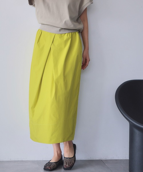 ELFRANK（エルフランク）の「ボックスタックコクーンシルエットミディ丈スカート（スカート・レディース・ブラック/パープル/グリーン/イエロー/ピンク・FREE）」の6枚目の写真