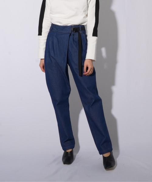 LUCA/LADY LUCK LUCA（ルカ/レディラックルカ）の「LC/LLL タックデニムパンツ（デニムパンツ・レディース・インディゴブルー・36(S)/38(M)）」の8枚目の写真