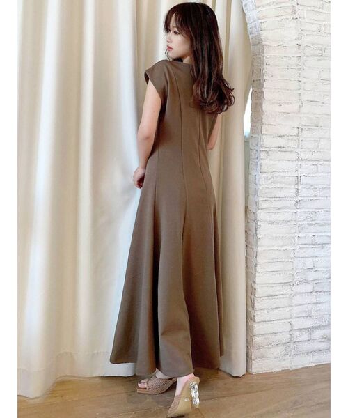 RESEXXY（リゼクシー）の「フレンチスリーブロングワンピース（ワンピース・レディース・ブラック/ベージュ/ブラウン/ピンク・FREE）」の11枚目の写真