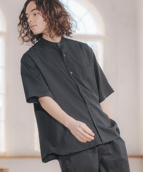 CAMBIO(カンビオ)の「mhs1824-クリックライトバンドカラーシャツS-S(シャツ/ブラウス・メンズ・ブラック/グレー・M/LL/L)」の1枚目の写真